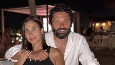 القصة الكاملة لانفصال كريم محمود عبد العزيز عن زوجته