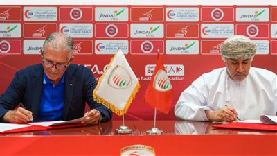 كيروش يعود للملاعب العربية عبر بوابة عُمان