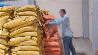 بتوجيهات وزير التموين.. إحباط تهريب كمية ضخمة من السماد المدعوم بكفر الشيخ