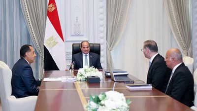 الرئيس السيسى يستعرض محاور عمل وأنشطة وزارة البترول فى المرحلة الحالية