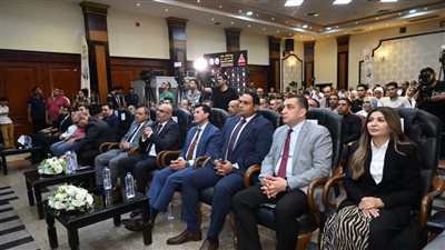 بجوائز مليون جنيه.. وزير الشباب والرياضة يطلق دوري القهاوي للطاولة والدومينو في نسخته الأولى