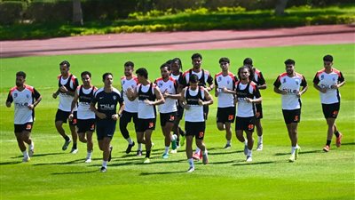 بالصور.. تألق 7 لاعبين فى تقسيمة الزمالك وفيريرا يرفع الحمل البدني 