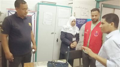 وكيل «صحة الأقصر» يحيل عددا من الموظفين للتحقيق لتغيبهم عن العمل (صور)