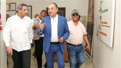 وزير قطاع الأعمال: حريصون على التنسيق المستمر مع المحافظات والقيادات التنفيذية والتشريعية 