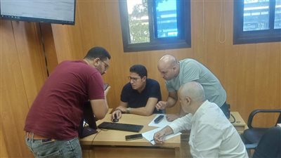 نائب محافظ الدقهلية يتفقد غرفة عمليات شركة مياه الشرب لمتابعة شكاوي المواطنين 