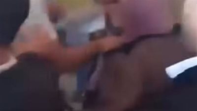 زوج يطعن زوجته داخل محكمة الأسرة بالإسكندرية بسبب دعوى خلع