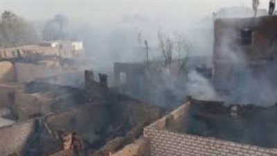 3 سيارات إطفاء للسيطرة على حريق مخزن أخشاب ببولاق الدكرور 