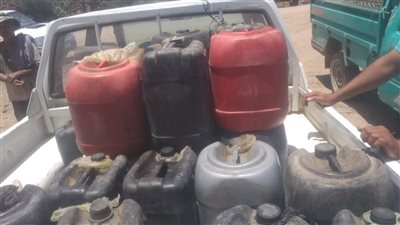 بالصور.. ضبط 3 طن مواد بترولية مدعمة قبل تداولها بالسوق السوداء بالأقصر