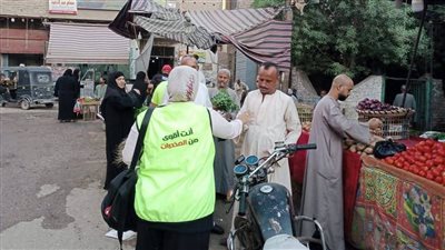 بالصور.. حملة موسعة لطرق الأبواب للتوعية ضد مخاطر الإدمان بالأقصر