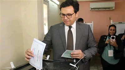 وزير الثقافة يُدلي بصوته في انتخابات مجلس الشيوخ ويؤكد: المشاركة واجب وطني