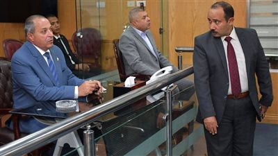 محافظ بورسعيد يتابع سير وانتظام 