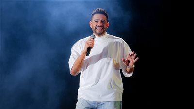 محمد حماقي يكشف عن تحضير وثائقي يوثق مسيرته الفنية: بقالي 10 سنين بشتغل عليه