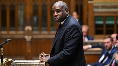 وزير الخارجية البريطاني: إطلاق النار على مدنيين ينتظرون المساعدات في غزة 