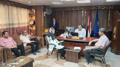 وكيل تعليم دمياط يترأس اجتماعًا عبر الفيديو كونفرانس