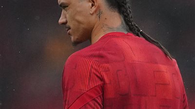 الهلال السعودي يقترب من إعلان تعاقده مع مهاجم ليفربول