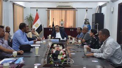 رئيس «مياه الأقصر» يبحث سبل تحسين جودة الخدمات المقدمة للمواطنين