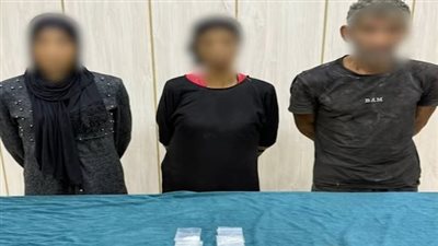 ضبط شخص وسيدتين بحوزتهم كمية من المواد المخدرة في المعصرة 