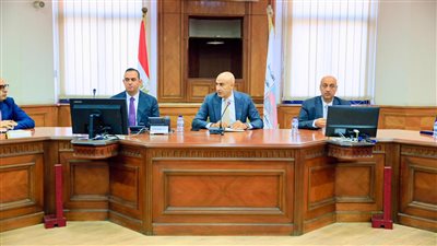 تفاصيل اجتماع «وزير التعليم» بمديري ووكلاء محافظتي الجيزة والقاهرة