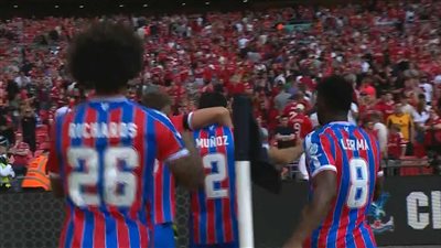 ليفربول يخسر الدرع الخيرية أمام كريستال بالاس وصلاح يهدر ضربة جزاء