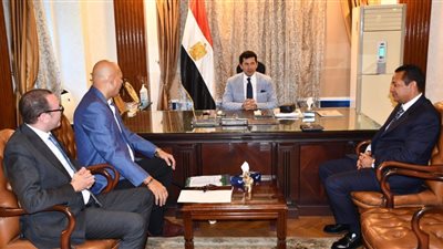 ‏ أشرف صبحي يستقبل القائم بأعمال رئيس الاتحاد السكندري لهذا السبب