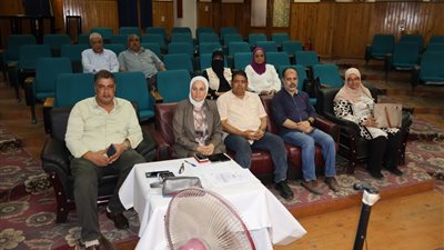 مدير تعليم القاهرة تتابع امتحانات الدور الثاني للدبلومات الفنية