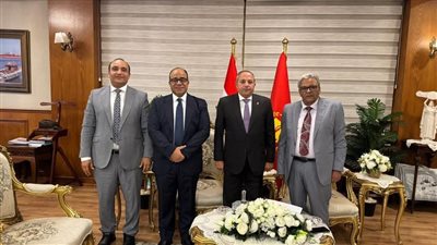 محافظ بورسعيد يتابع تنفيذ مشروع تخطيط موارد المؤسسة (ERP) بالتعاون مع باراديس