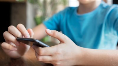 ما هو التنمر وكيف تتعامل معه الآباء والمدارس؟ 