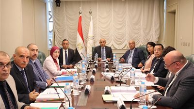  التعليم: سداد جزء من مستحقات المعلمين المؤقتين واستكمال توريد لابتوبات لمدارسSTEM