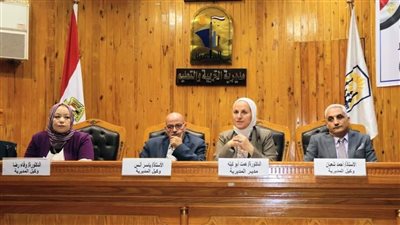 تفاصيل اجتماع مدير تعليم القاهرة بمديري الإدارات التعليمية