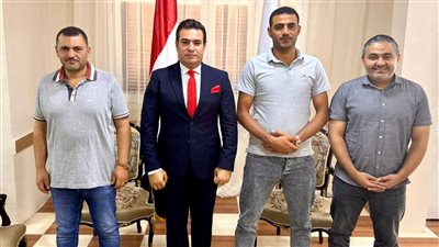 مدير الشباب والرياضة بدمياط يلتقي لجنة الرقابة والمعايير بالوزارة