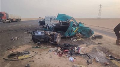 مصرع 3 أشخاص واصابة 12 في حادث تصادم مروع بالوادي الجديد