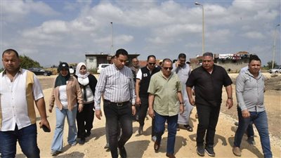 محافظ بورسعيد يوجه بالبدء في رفع كفاءة وتطوير الطريق الغربي 