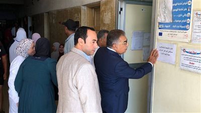 محافظ الدقهلية يتفقد مستشفى شبراهور