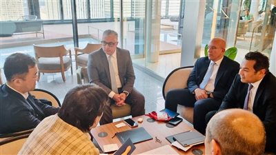 وفد اقتصادية قناة السويس يناقش موعد افتتاح محطة الرورو بالرصيف الغربي لميناء شرق بورسعيد