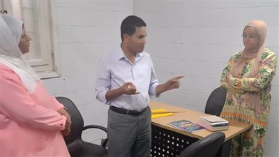 وكيل «صحة الأقصر» يتابع سير العمل بالوحدات الصحية في البر الغربي