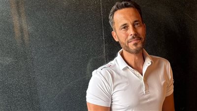 يوسف الشريف يثير الجدل بفيديو جديد مع فريق فالنسيا