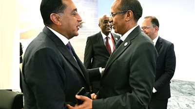 رئيس الوزراء يلتقي رئيس مفوضية الاتحاد الأفريقي