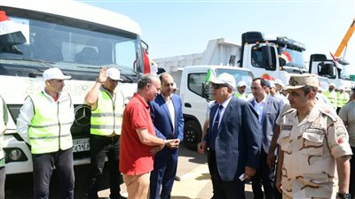 محافظ الدقهلية يشهد اصطفاف معدات مجابهة الأزمات والكوارث والطوارئ بمدينة شربين