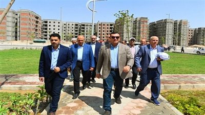 وزير الإسكان: تنفيذ 7158 وحدة سكنية بمشروعي الإسكان الاجتماعي وديارنا بالعبور الجديدة