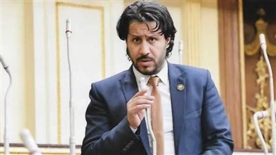 تساؤلات برلمانية للحكومة بشأن حبس صانع محتوى روّج للمتحف الكبير