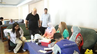 قافلة طبية لـ «100 يوم صحة» بنقابة المهن التمثيلية