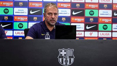 فليك يحسم الجدل: لا رحيل في برشلونة قبل غلق الميركاتو