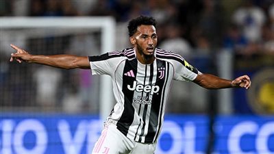 كريستال بالاس يترقب رحيل قائده ويفتح باب المفاوضات مع يوفنتوس لضم كيلي