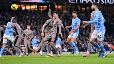 التشكيل الرسمي لمباراة مانشستر سيتي وتوتنهام في الدوري الإنجليزي 