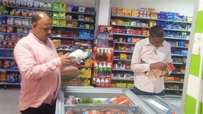 محافظ أسوان: تكثيف الحملات التموينية المفاجئة على الأسواق والمخابز