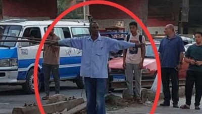  وزارة النقل تكرم عامل مزلقان أنقذ شابًا من الموت أسفل عجلات قطار بني سويف