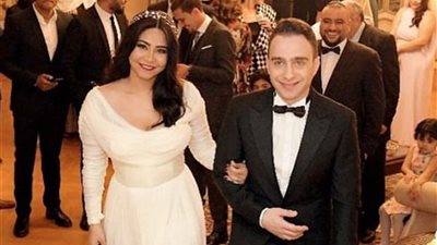 حسام حبيب يخرج عن صمته: غلطة عمري إني صالحت شيرين على أهلها