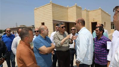  إنشاء موقف عام جديد بأطفيح للقضاء على المواقف العشوائية وتيسير حركة المواطنين