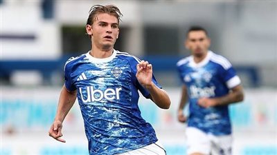 رئيس كومو: لا عروض للتخلي عن نيكو باز