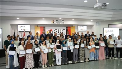 وزيرة التنمية المحلية: تشهد احتفالية«الجامعة الألمانية» بأوائل الثانوية العامة ومنحهم 96 منحة دراسية